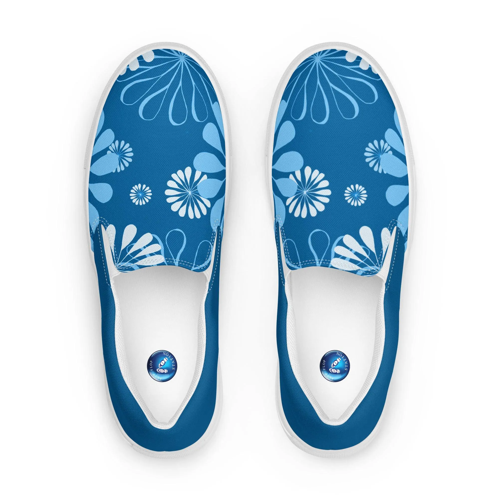 Blue Daisies men's slip-on canvas shoes