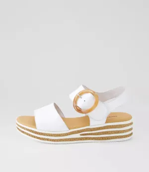 Django & Juliette 'Cubbie Sandal' - White
