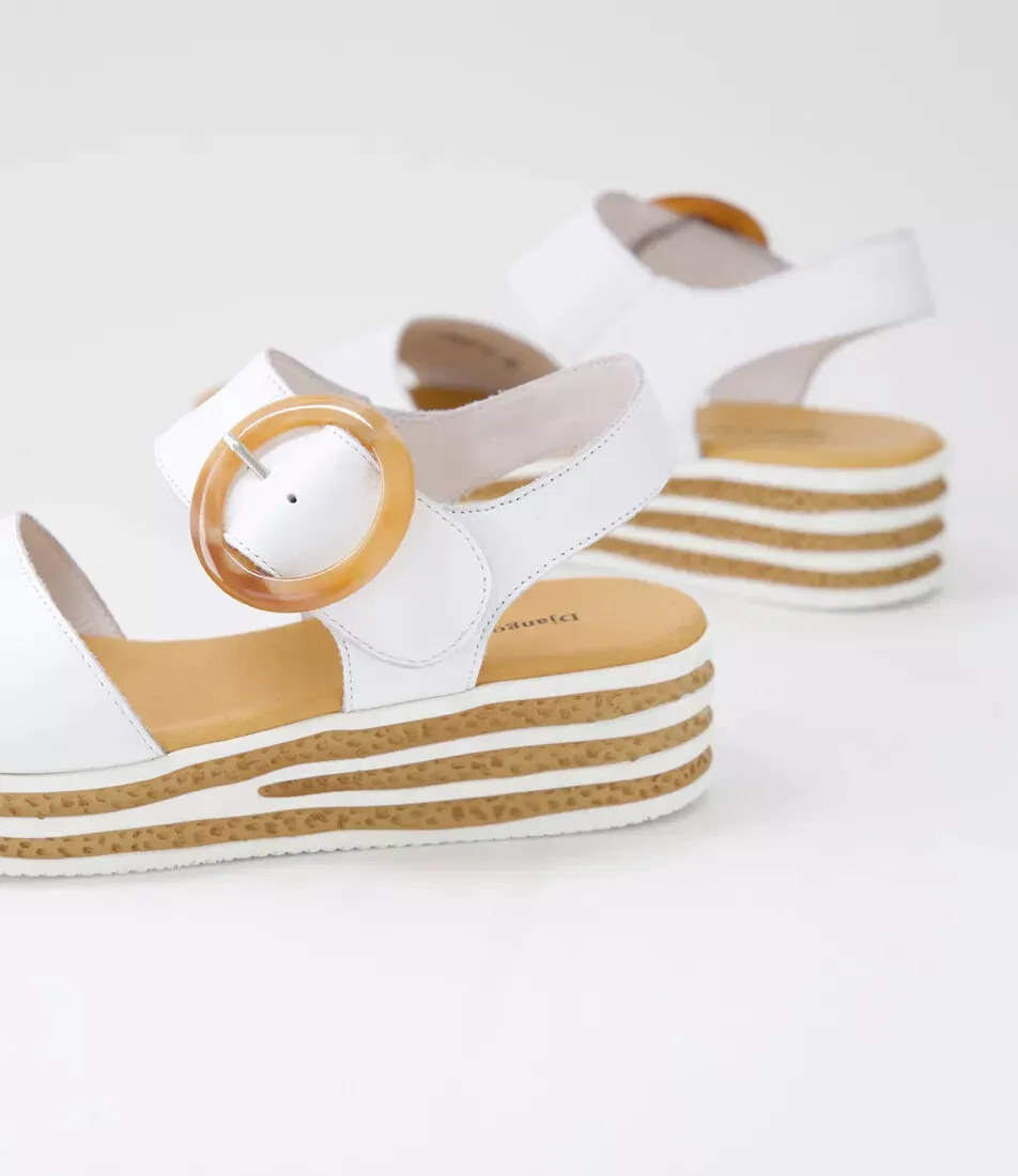 Django & Juliette 'Cubbie Sandal' - White