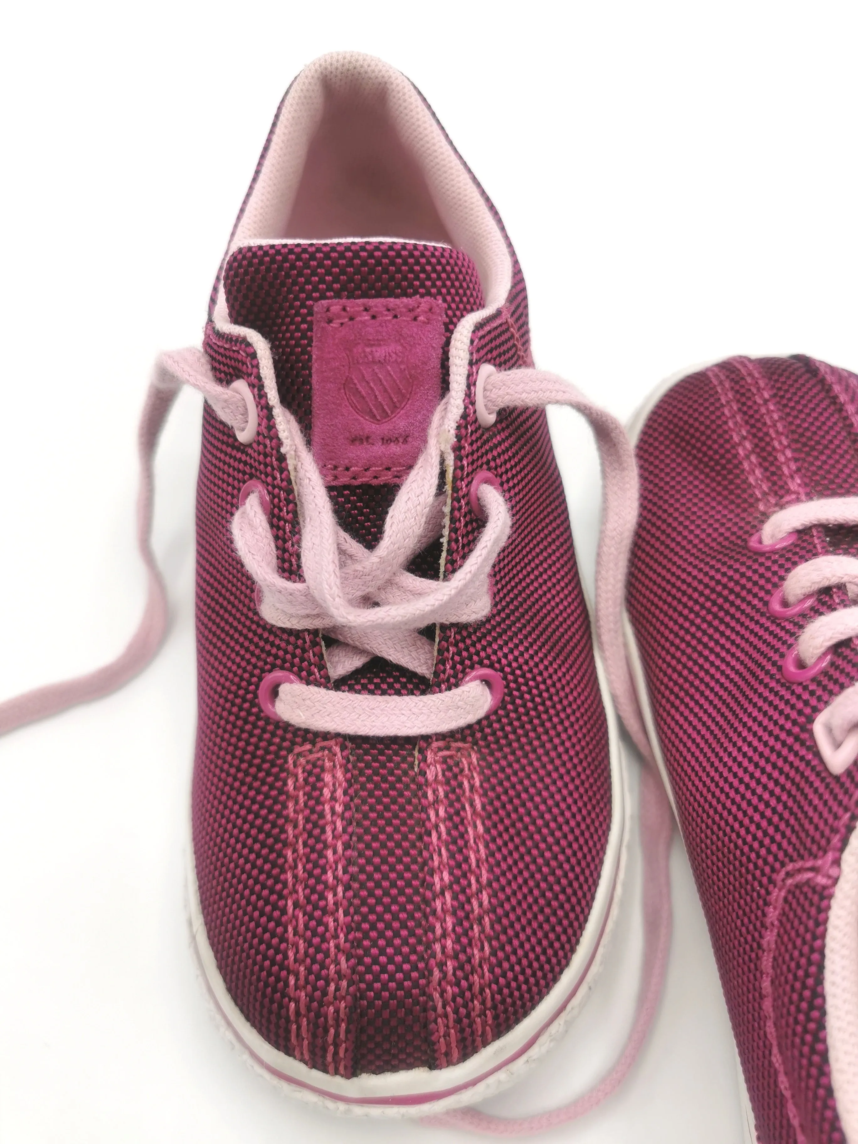 GIRL SIZE 9 TODDLER - K SWISS Running Shoes EUC B59