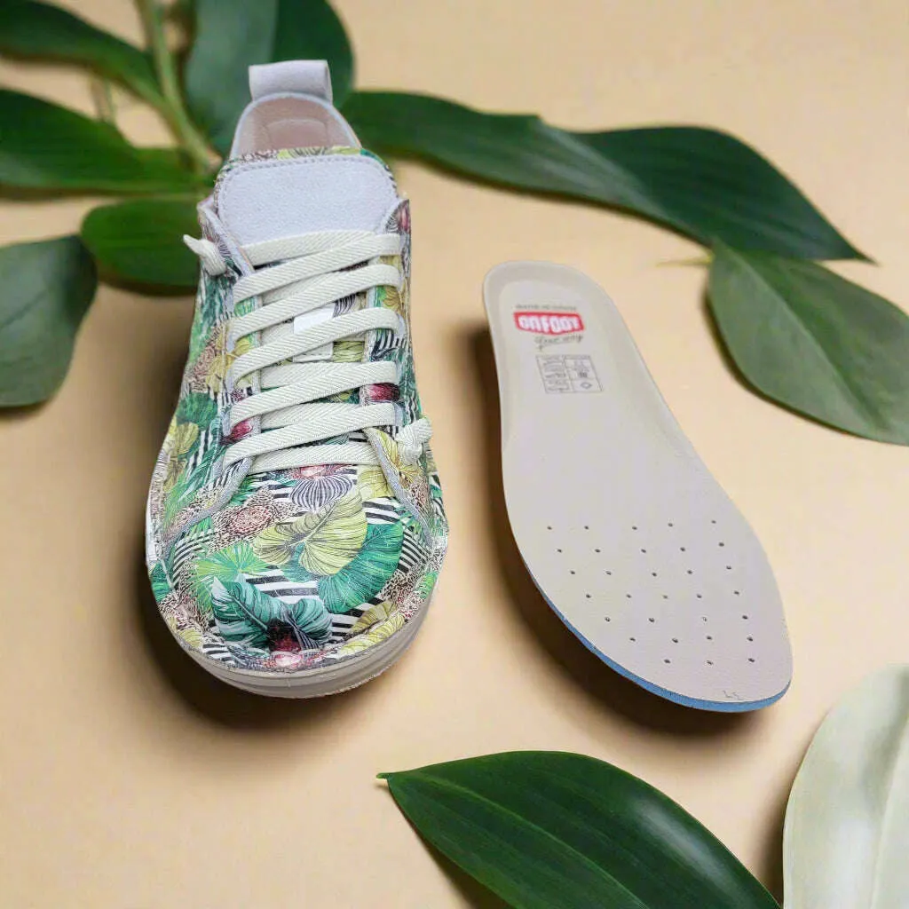 ON FOOT - AURORA - BOTANICA